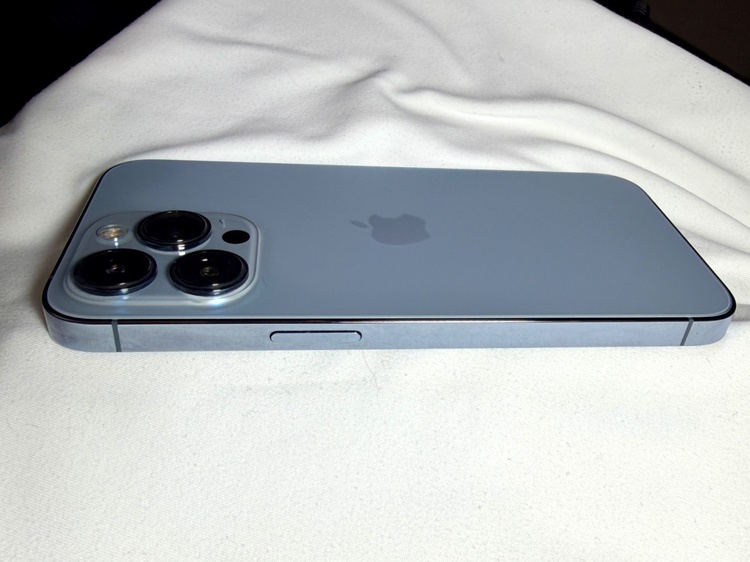 iPhone 13 Pro 512GB SIMフリー（スマホ）の商品画像 - 査定依頼日：2026年4月12日 - 最高査定価格：45,000円