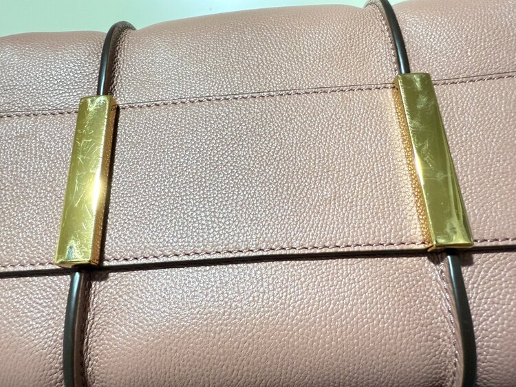 トッズ　タイムレスミニショッピングバッグ（ブランドバッグ）の商品画像 - 査定依頼日：2025年5月26日 - 最高査定価格：100,000円