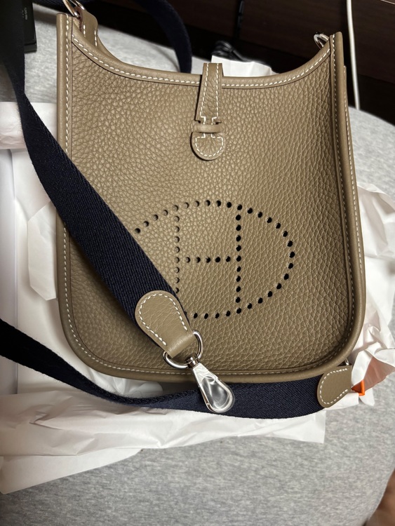 エルメス エブリン （ブランドバッグ）の商品画像 - 査定依頼日：2025年9月3日 - 最高査定価格：500,000円