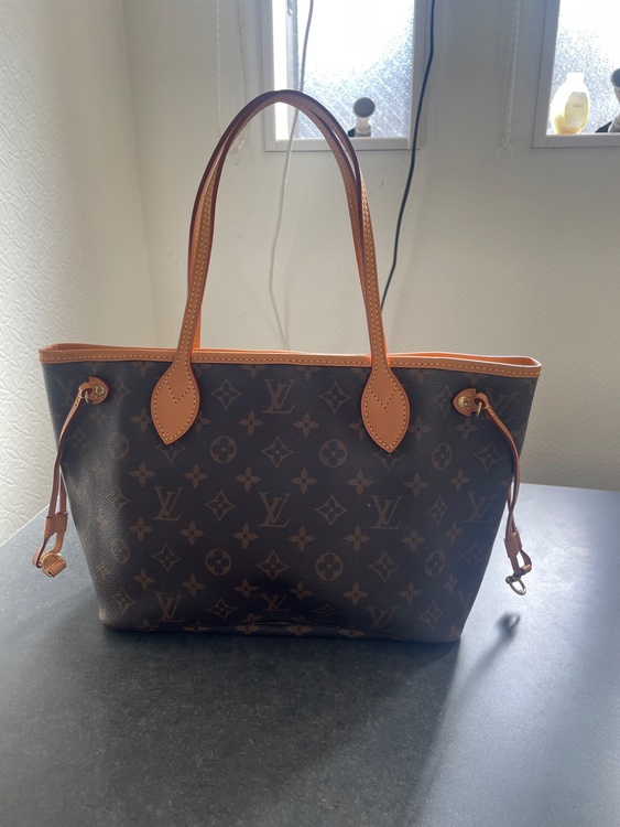 ルイヴィトン モノグラム （ブランドバッグ）の商品画像 - 査定依頼日：2026年4月15日 - 最高査定価格：100,000円