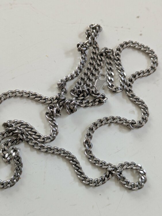 ネックレス30グラム（金・貴金属）の商品画像 - 査定依頼日：2026年2月11日 - 最高査定価格：320,000円