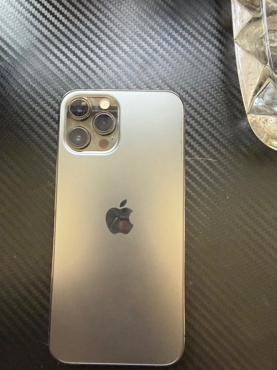 iPhone iPhone 12 Pro Max 128GB SIMフリー（スマホ）の商品画像 - 査定依頼日：2026年7月30日 - 最高査定価格：31,000円