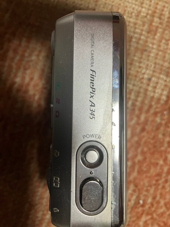 デジカメ（カメラ）の商品画像 - 査定依頼日：2025年1月18日 - 最高査定価格：100,000円