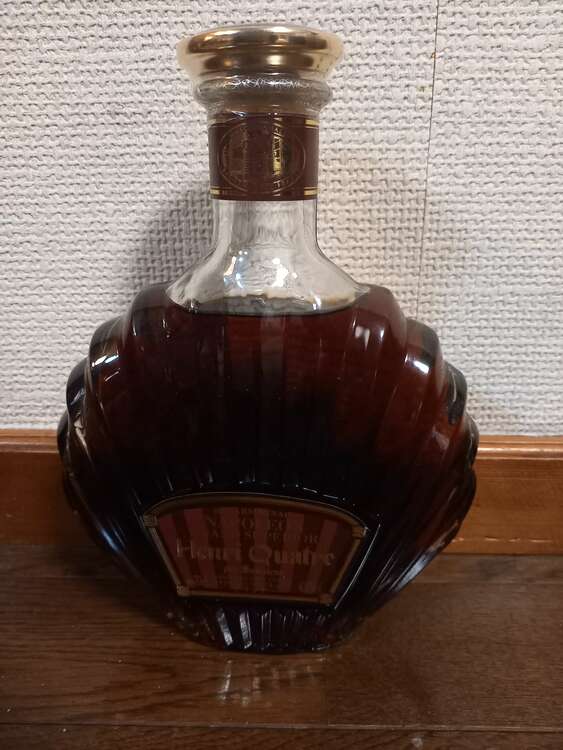 ナポレオン（お酒）の商品画像 - 査定依頼日：2025年4月27日 - 最高査定価格：3,000円