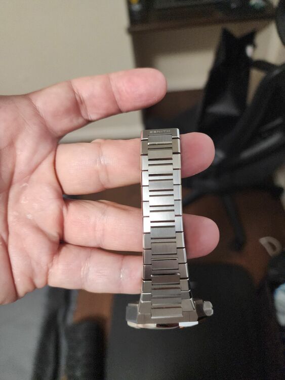 ゼニス その他 （高級時計）の商品画像 - 査定依頼日：2025年11月7日 - 最高査定価格：1,050,000円