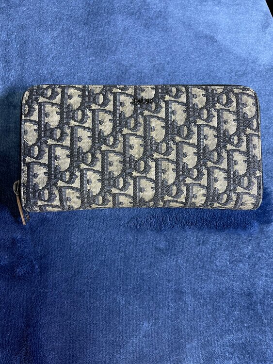 ディオール  （ブランドバッグ）の商品画像 - 査定依頼日：2025年4月29日 - 最高査定価格：45,000円