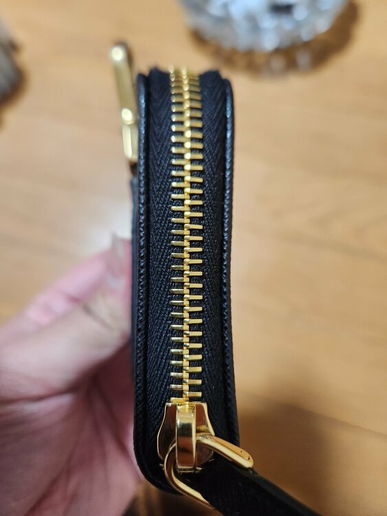 プラダ  （ブランドバッグ）の商品画像 - 査定依頼日：2026年3月20日 - 最高査定価格：30,000円