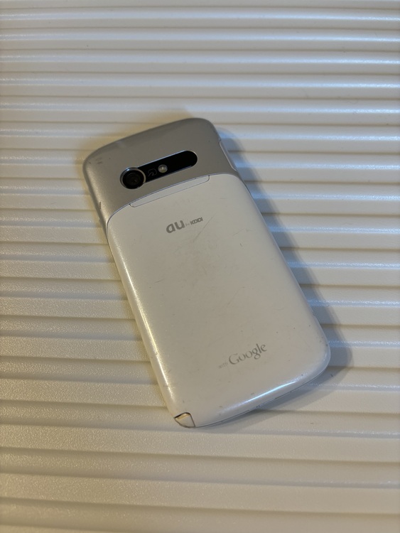 スマートフォン1点ガラケー2点（スマホ）の商品画像 - 査定依頼日：2024年10月12日