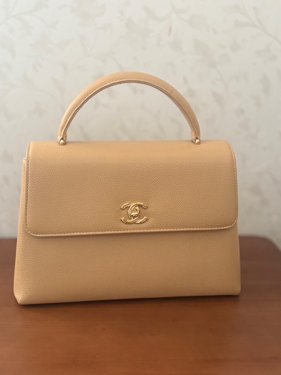 キャビア　ケリー型（ブランドバッグ）の商品画像 - 査定依頼日：2026年2月21日 - 最高査定価格：300,000円