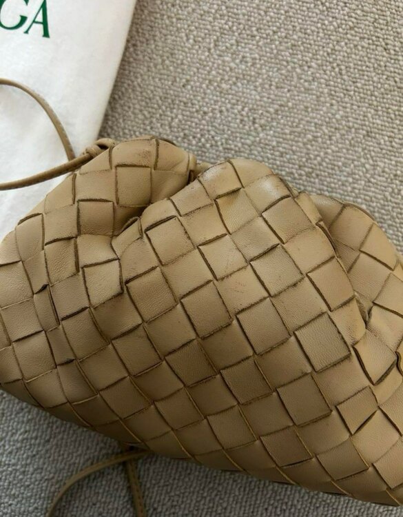 ボッテガ・ヴェネタ  （ブランドバッグ）の商品画像 - 査定依頼日：2025年3月31日 - 最高査定価格：70,000円