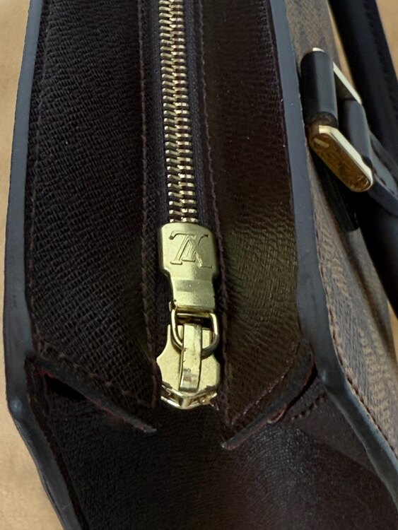 ルイヴィトン ダミエ （ブランドバッグ）の商品画像 - 査定依頼日：2025年3月9日 - 最高査定価格：90,000円