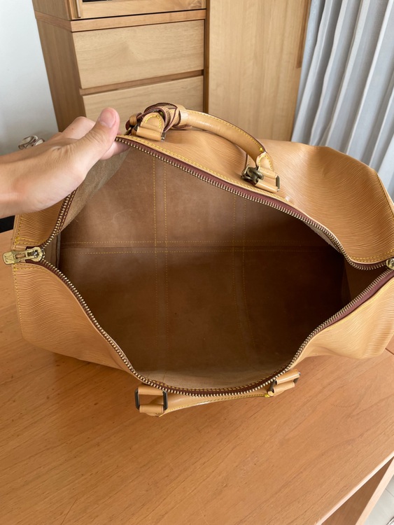 ルイヴィトン エピ （ブランドバッグ）の商品画像 - 査定依頼日：2025年8月11日 - 最高査定価格：60,000円