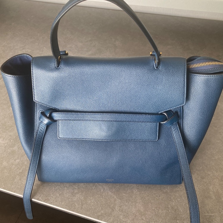 セリーヌ　ベルトバッグ（ブランドバッグ）の商品画像 - 査定依頼日：2025年9月18日 - 最高査定価格：80,000円