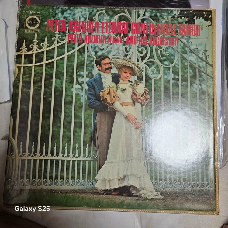 ペーター・クロイダー（Peter Kreuder）のアルバム『不滅のコンチネンタ（レコード）の商品画像 - 査定依頼日：2026年8月12日 - 最高査定価格：100円
