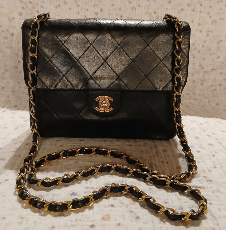 ミニマトラッセ（ブランドバッグ）の商品画像 - 査定依頼日：2026年2月21日 - 最高査定価格：370,000円