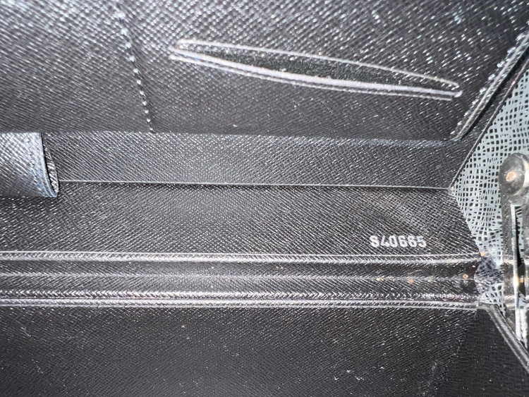 スーパープレジデントを縮小したスペシャルオーダー品‼︎（ブランドバッグ）の商品画像 - 査定依頼日：2026年3月28日 - 最高査定価格：250,000円