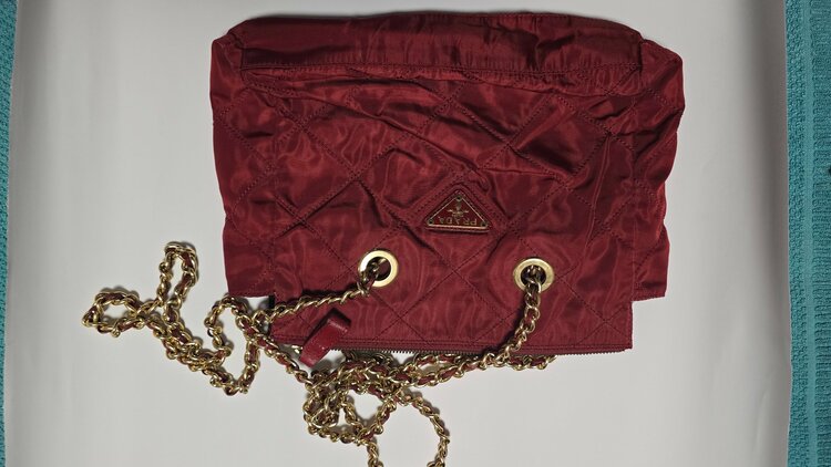 プラダ  （ブランドバッグ）の商品画像 - 査定依頼日：2026年4月19日 - 最高査定価格：100,000円