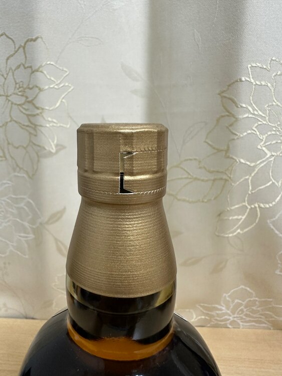 ウイスキー サントリー山崎 （お酒）の商品画像 - 査定依頼日：2025年3月28日 - 最高査定価格：20,000円