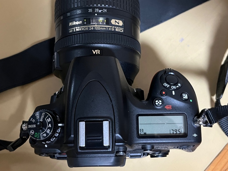 D750（カメラ）の商品画像 - 査定依頼日：2026年6月9日 - 最高査定価格：70,100円