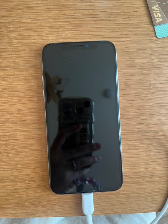 iPhoneX 64GB SIMフリー（スマホ）の商品画像 - 査定依頼日：2025年3月17日 - 最高査定価格：7,000円