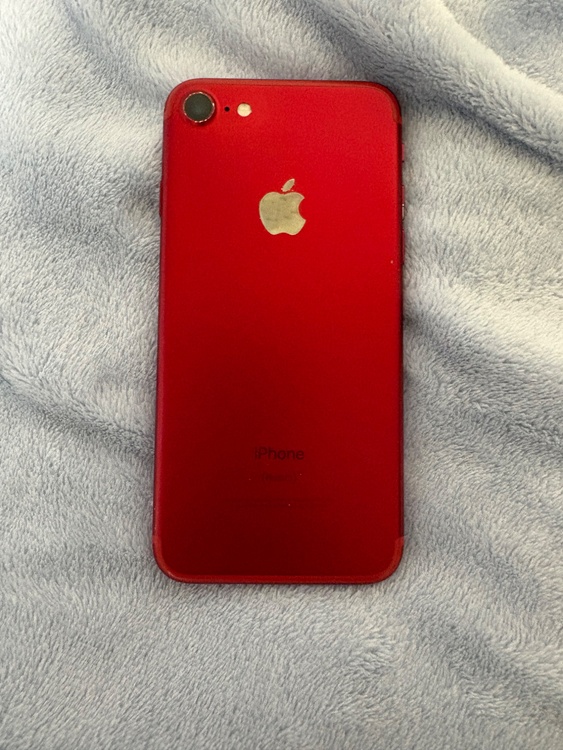 iPhone7 128GB SIMフリー（スマホ）の商品画像 - 査定依頼日：2026年5月3日 - 最高査定価格：100,000円