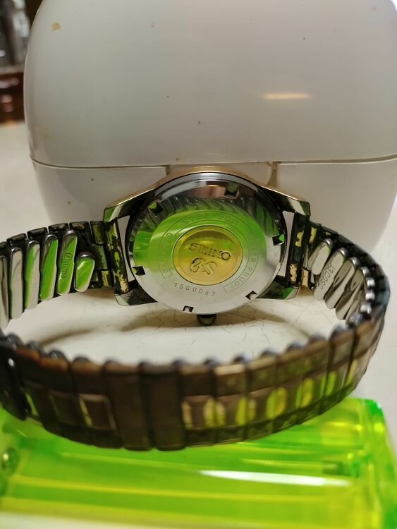 セイコー グランドセイコー 5722−9011（高級時計）の商品画像 - 査定依頼日：2025年7月30日 - 最高査定価格：110,000円