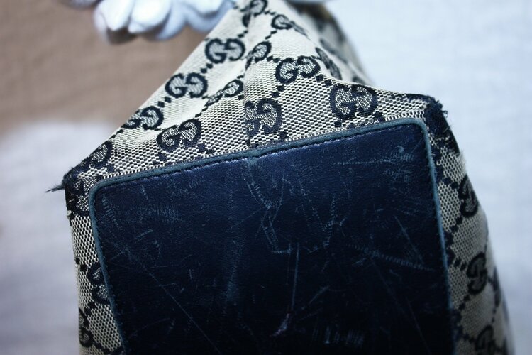 GUCCI GG キャンバス トートバッグ レザー 002 1098 3444（ブランドバッグ）の商品画像 - 査定依頼日：2026年10月15日 - 最高査定価格：10,000円