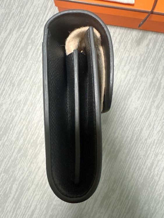 コンスタンストゥーゴー ノワール ゴールド金具（ブランドバッグ）の商品画像 - 査定依頼日：2025年12月6日 - 最高査定価格：1,030,000円