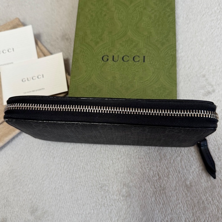 GUCCI 長財布 スネーク GGスプリーム ラウンドファスナー （ブランド財布・小物）の商品画像 - 査定依頼日：2026年5月11日 - 最高査定価格：20,000円