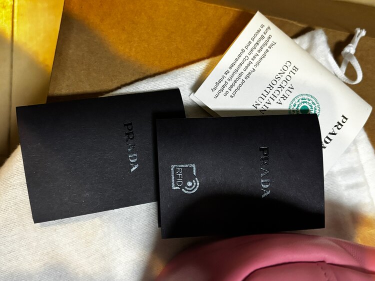 プラダ  （ブランドバッグ）の商品画像 - 査定依頼日：2025年3月28日 - 最高査定価格：170,000円