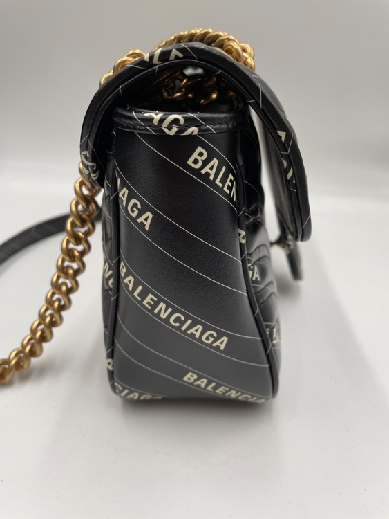 グッチ  （ブランドバッグ）の商品画像 - 査定依頼日：2025年6月8日 - 最高査定価格：180,000円