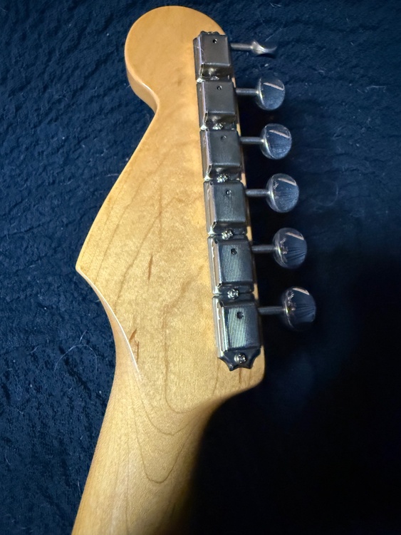 Fender Made in Japan Traditional 60s Str（ピアノ・楽器・PA機材）の商品画像 - 査定依頼日：2026年5月31日 - 最高査定価格：52,000円