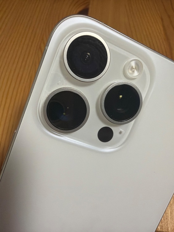 iPhone 15 Pro Max 1TB SIMフリー（スマホ）の商品画像 - 査定依頼日：2025年12月2日 - 最高査定価格：120,000円