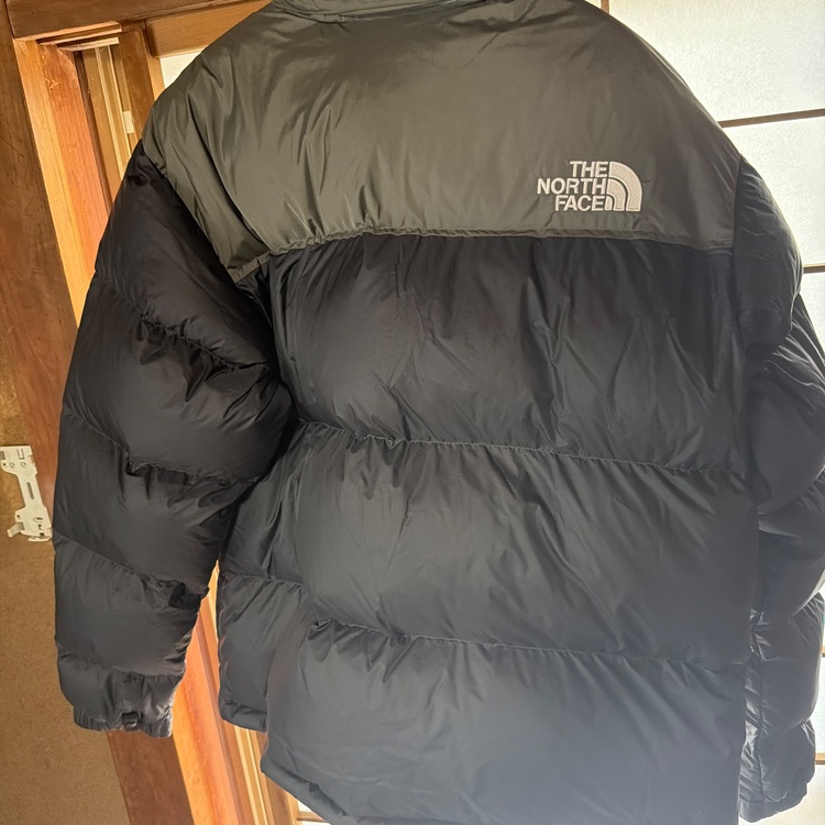 ノースフェイスヌプシジャケット（アウトドア用品）の商品画像 - 査定依頼日：2025年9月28日 - 最高査定価格：7,000円