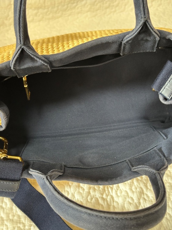 2DKJ PAGL I A+CANAPA（ブランドバッグ）の商品画像 - 査定依頼日：2025年12月2日 - 最高査定価格：90,000円