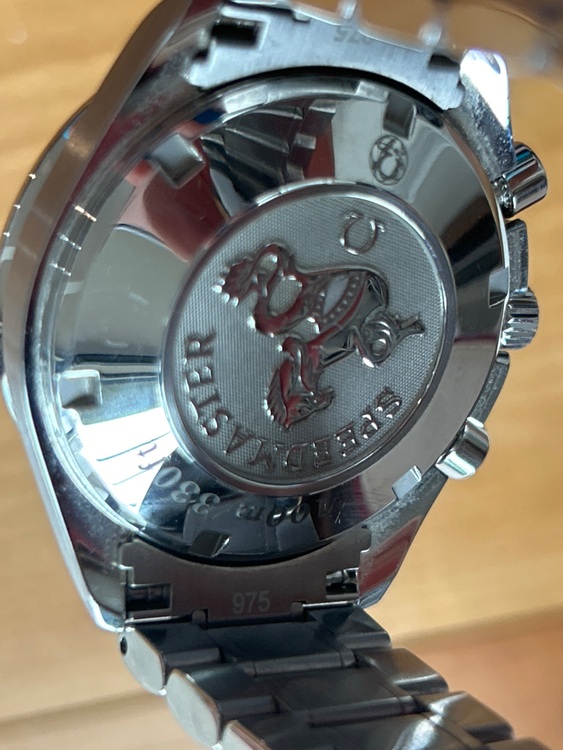 オメガ スピードマスター 3210510（高級時計）の商品画像 - 査定依頼日：2025年6月14日 - 最高査定価格：330,000円