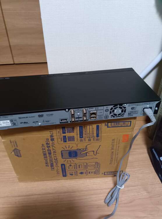 シャープブルーレイレコーダー2b-c10dw1（家電）の商品画像 - 査定依頼日：2025年4月20日 - 最高査定価格：8,000円