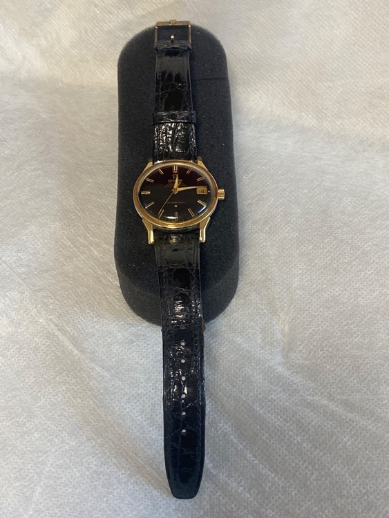 オメガ コンステーション クロノメーター　cal561  くろもじばを（高級時計）の商品画像 - 査定依頼日：2026年3月15日 - 最高査定価格：820,000円