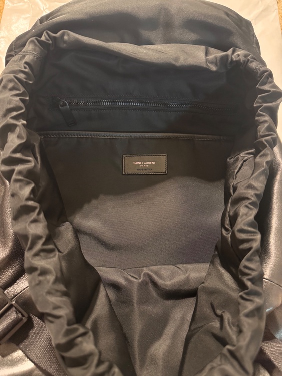 イブサンローラン  （ブランドバッグ）の商品画像 - 査定依頼日：2026年3月19日 - 最高査定価格：120,000円