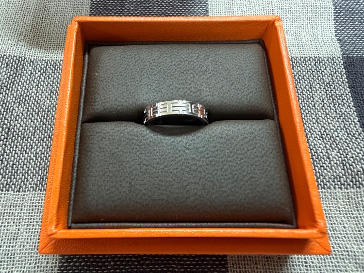 キリム 750 #46（ブランド財布・小物）の商品画像 - 査定依頼日：2026年4月14日 - 最高査定価格：700,000円