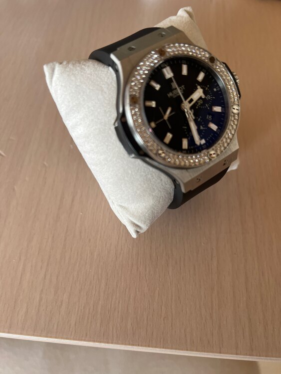 ウブロ ビックバン （高級時計）の商品画像 - 査定依頼日：2025年4月27日 - 最高査定価格：900,000円