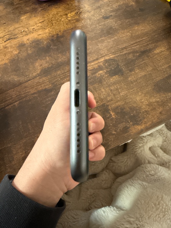 iPhone11 128G（スマホ）の商品画像 - 査定依頼日：2026年2月15日 - 最高査定価格：21,000円