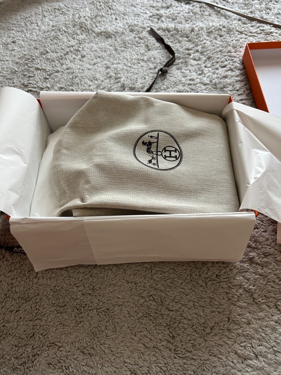 ボリード　ミニ　1923（ブランドバッグ）の商品画像 - 査定依頼日：2025年9月6日 - 最高査定価格：1,020,000円