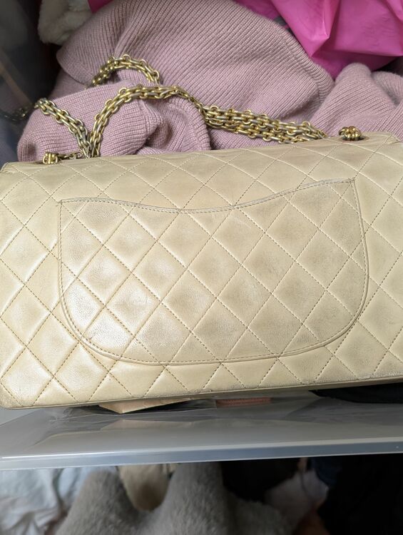 クラッシックダブルフラップバッグ（古着・ファッション）の商品画像 - 査定依頼日：2025年11月27日 - 最高査定価格：150,000円