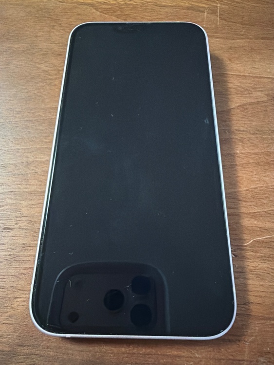 iPhone iPhone 13 128GB SIMフリー（スマホ）の商品画像 - 査定依頼日：2026年6月20日 - 最高査定価格：36,500円