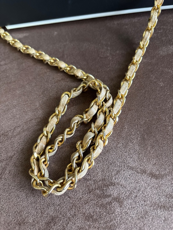 ハーフムーン（ブランドバッグ）の商品画像 - 査定依頼日：2026年3月3日 - 最高査定価格：80,000円