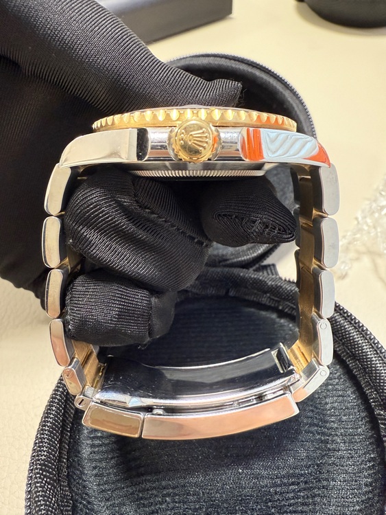 126613LN（高級時計）の商品画像 - 査定依頼日：2025年9月30日 - 最高査定価格：2,500,000円