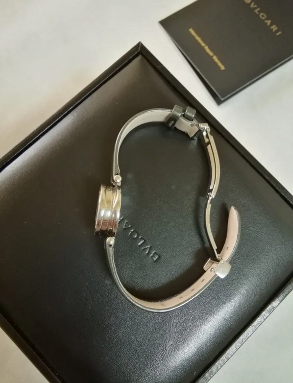 BVLGARI　ビーゼロワン　ブルーシェルダイヤモンド（高級時計）の商品画像 - 査定依頼日：2025年1月23日 - 最高査定価格：40,000円