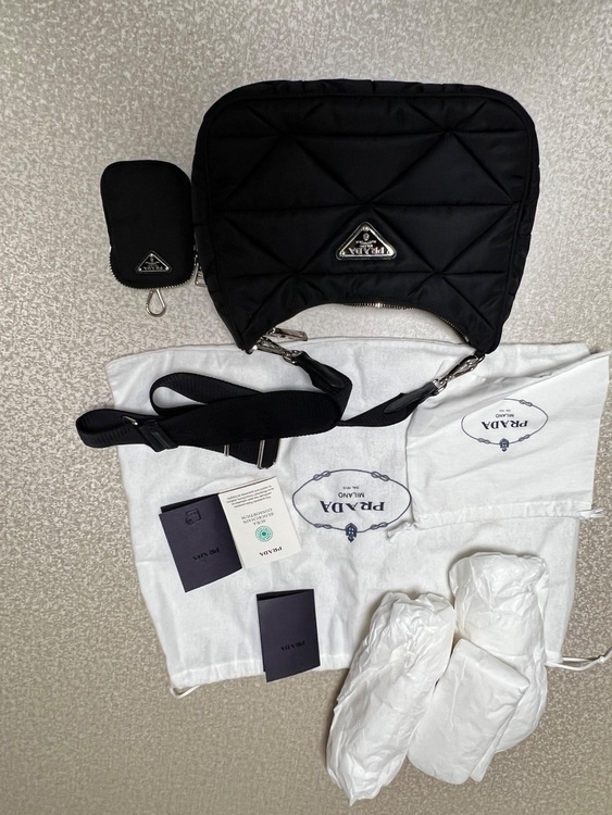 プラダ  （ブランドバッグ）の商品画像 - 査定依頼日：2025年8月27日 - 最高査定価格：170,000円