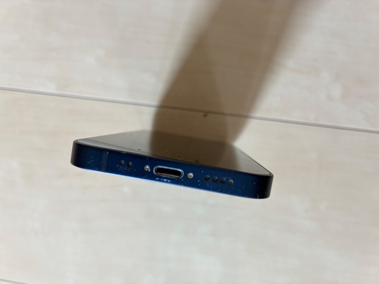 iPhone 12 mini 64GB SIMフリー（スマホ）の商品画像 - 査定依頼日：2026年4月24日 - 最高査定価格：20,000円